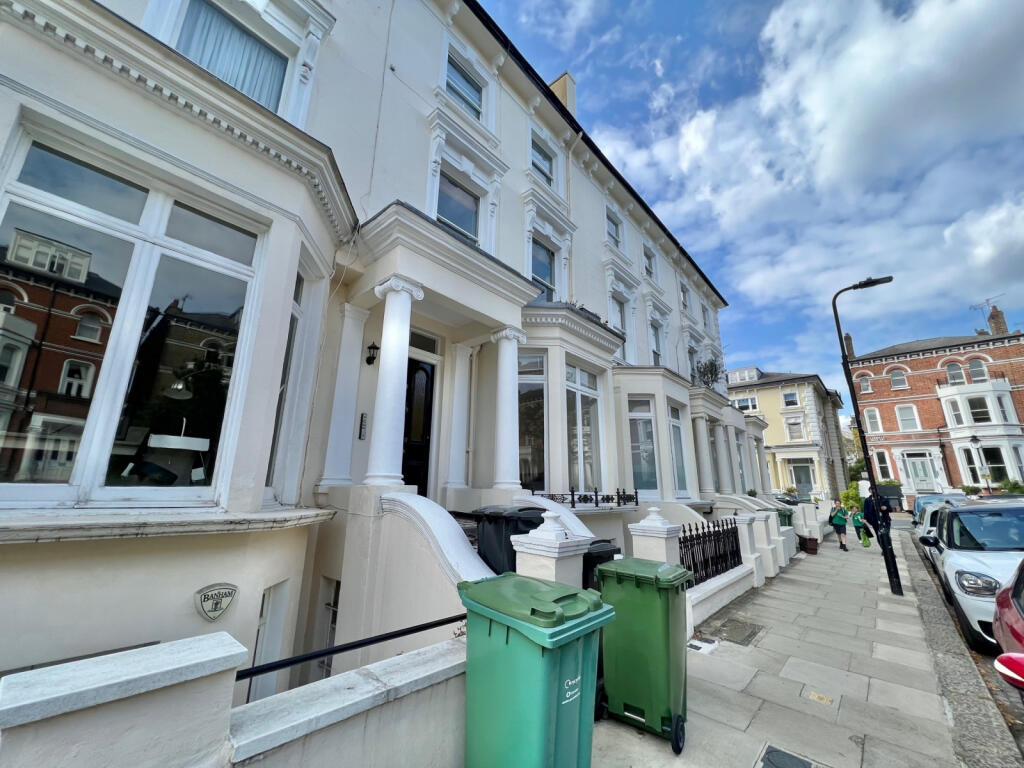 2 Bedroom Flat for Rent
