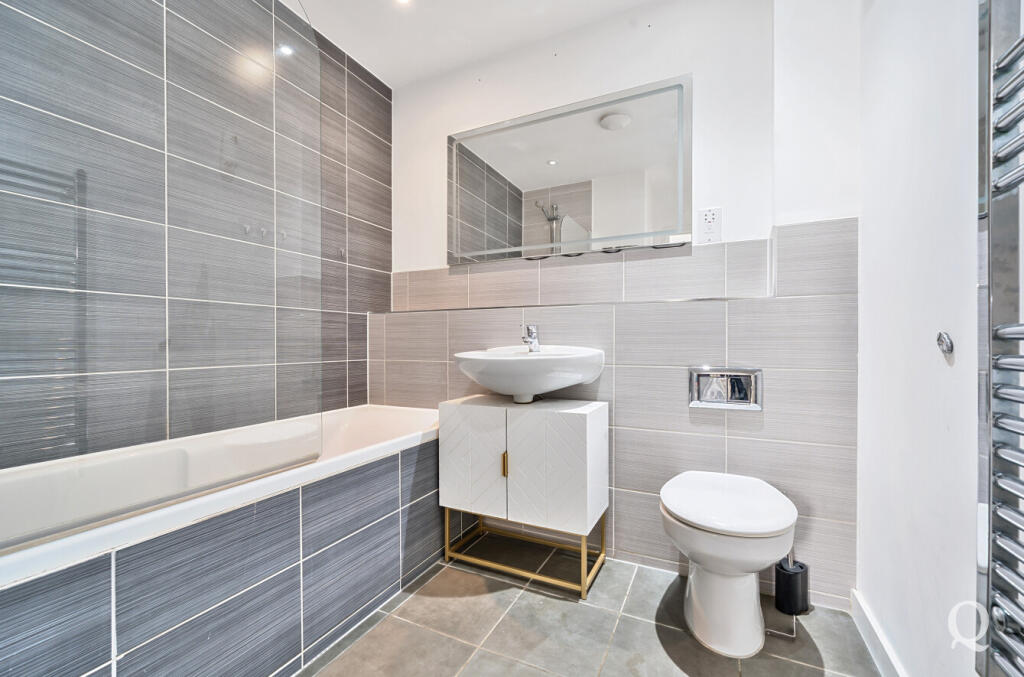 5a02f8c1-5985-4e0...