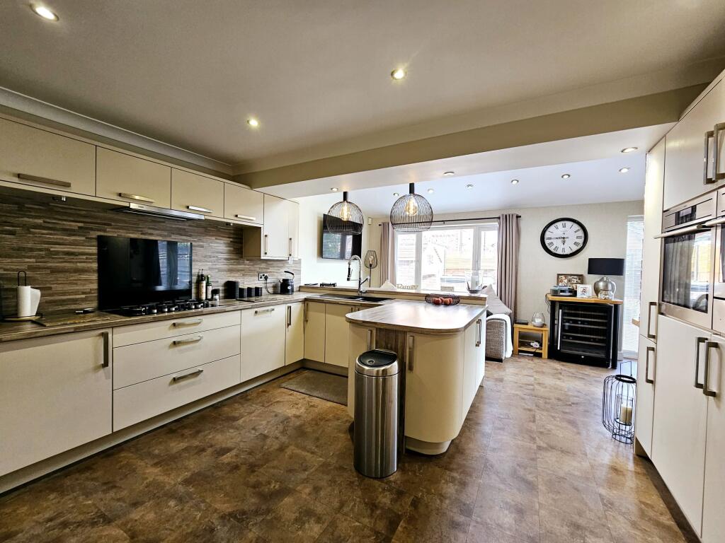 9db0099f-47cc-4688-a34d-a981c90dba54