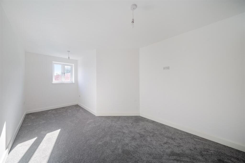 The Store, 47 Holbrook Avenue (7).jpg