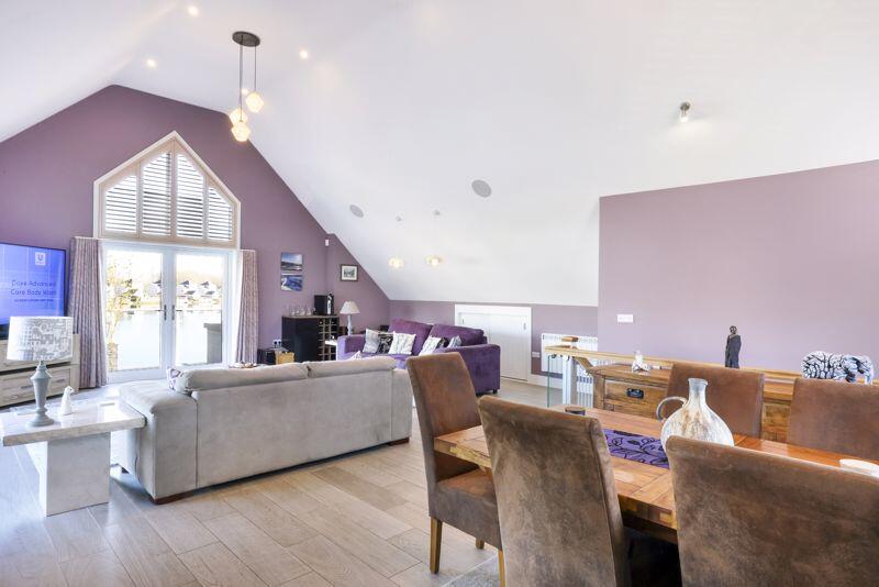 Open plan living/dining area