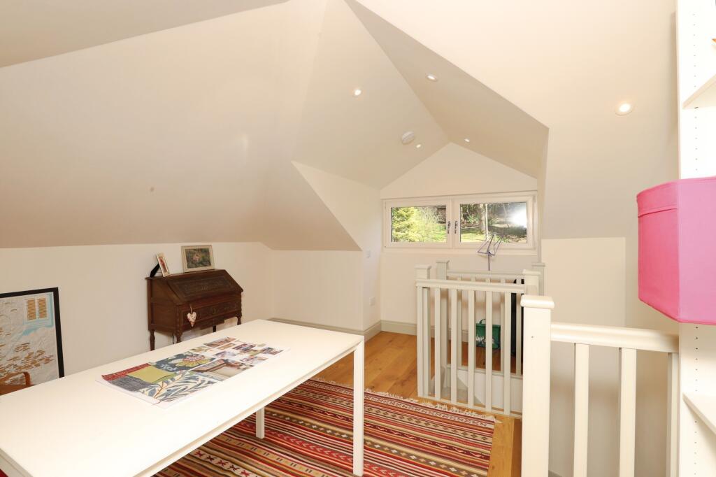 Bedroom 4/Study