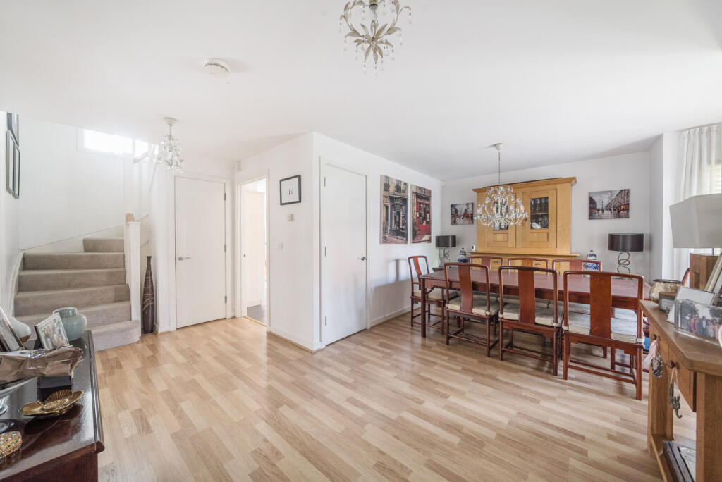 1300812-17-6839cc...