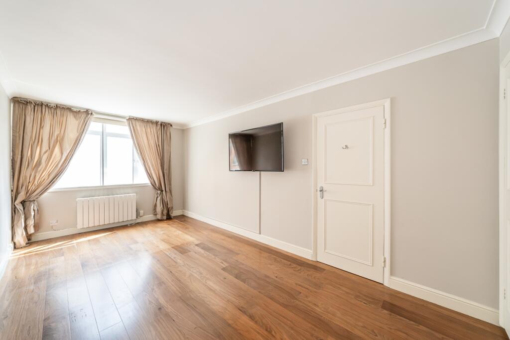 1-2-Bristol-House...