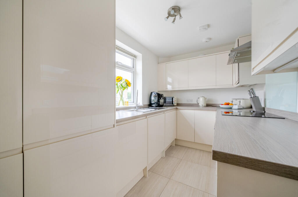 1327743-19-687f70...