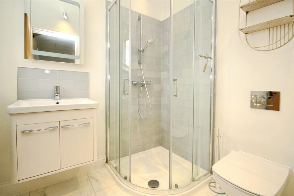 Ensuite