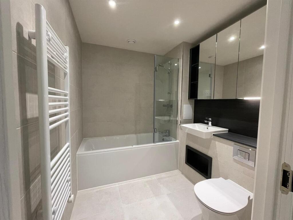Bathroom.jpeg