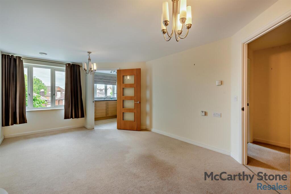 8648023-interior02-800.jpg