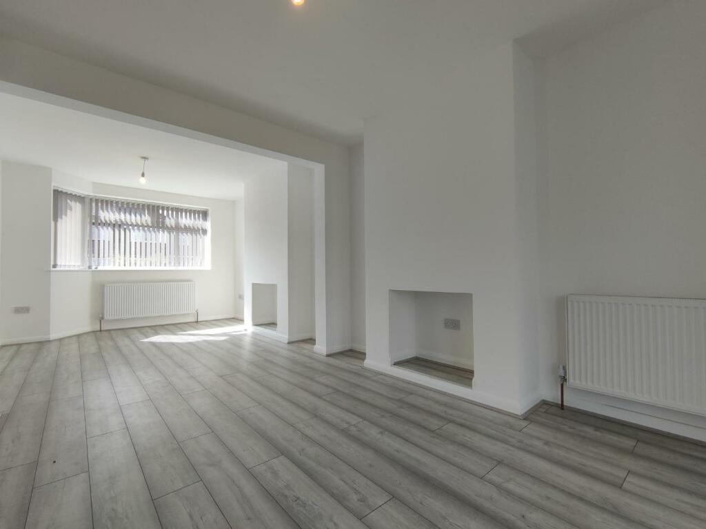Living Dining Kitchen 2