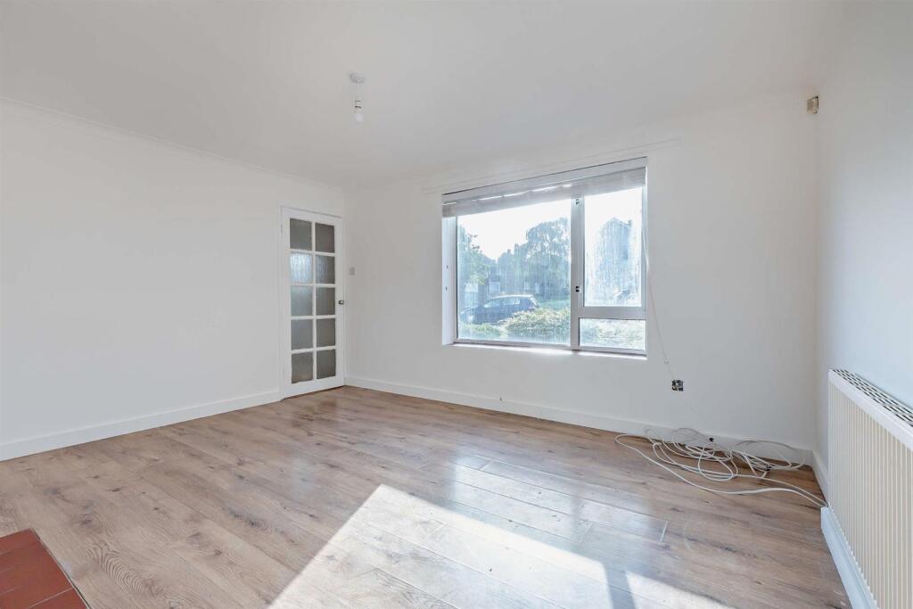 8665587-interior01-800.jpg