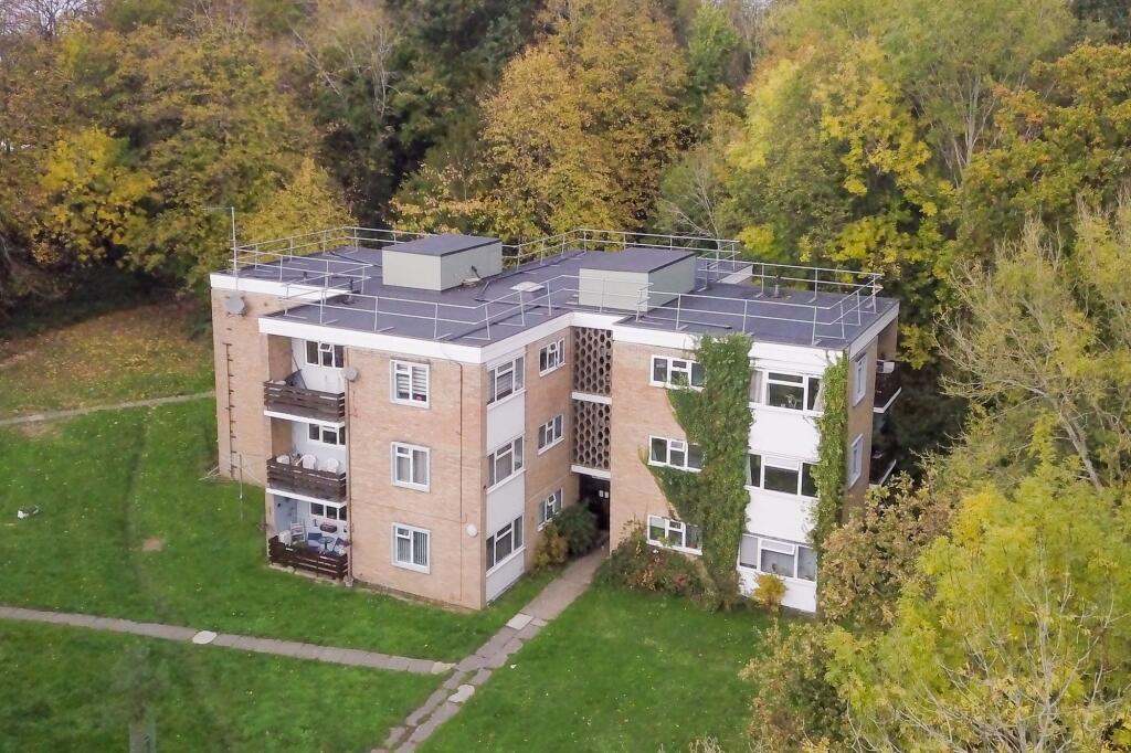 Hazel Avenue, Guildford, GU1