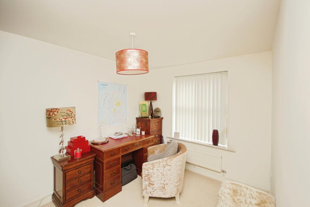 Bedroom/Study