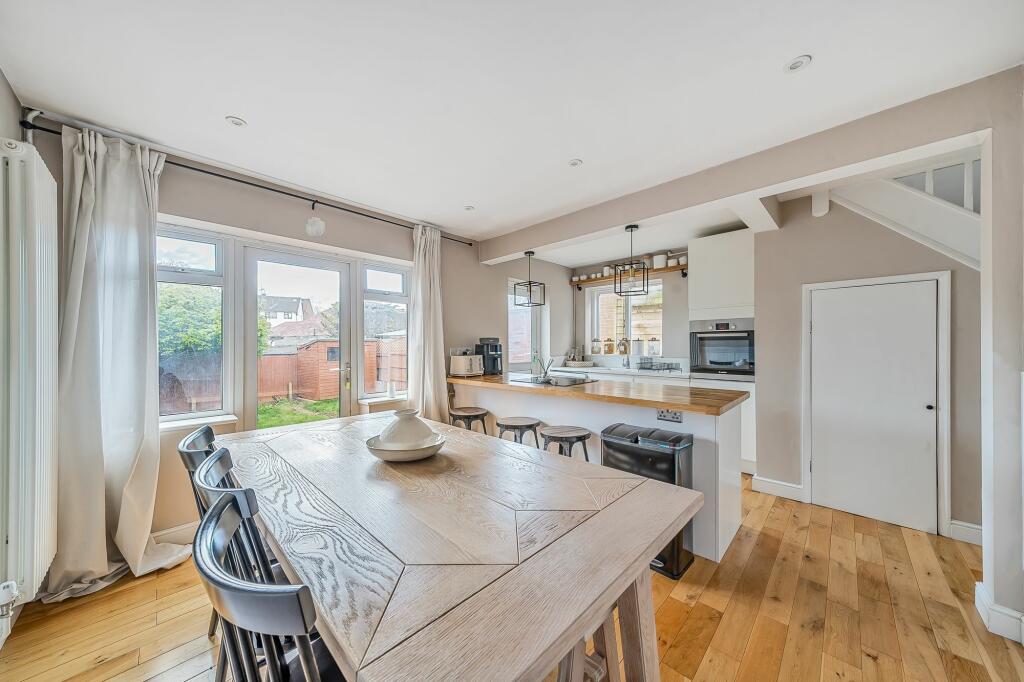 Breakfast Room