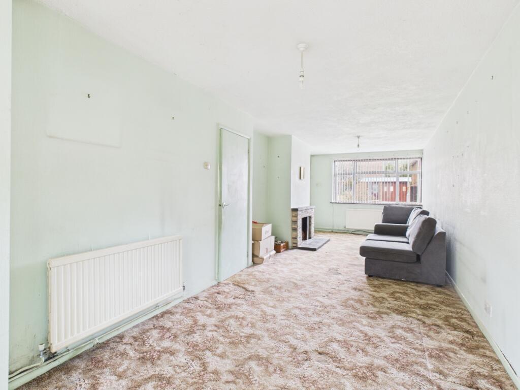 CAM04922G0-PR0078-STILL013