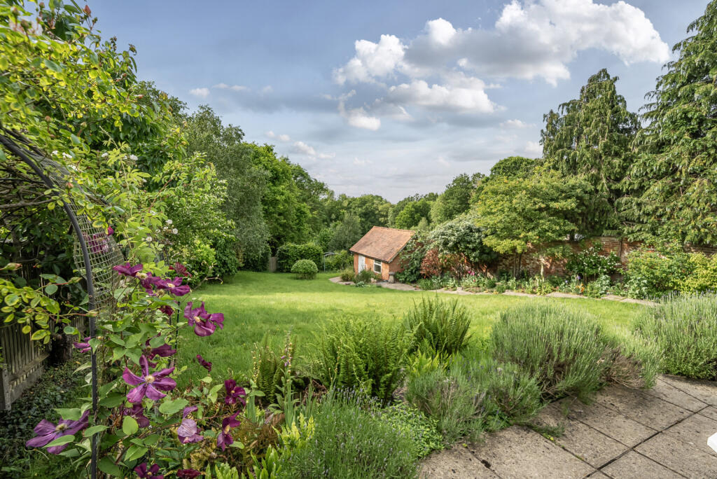 1299942-28-6839fd...