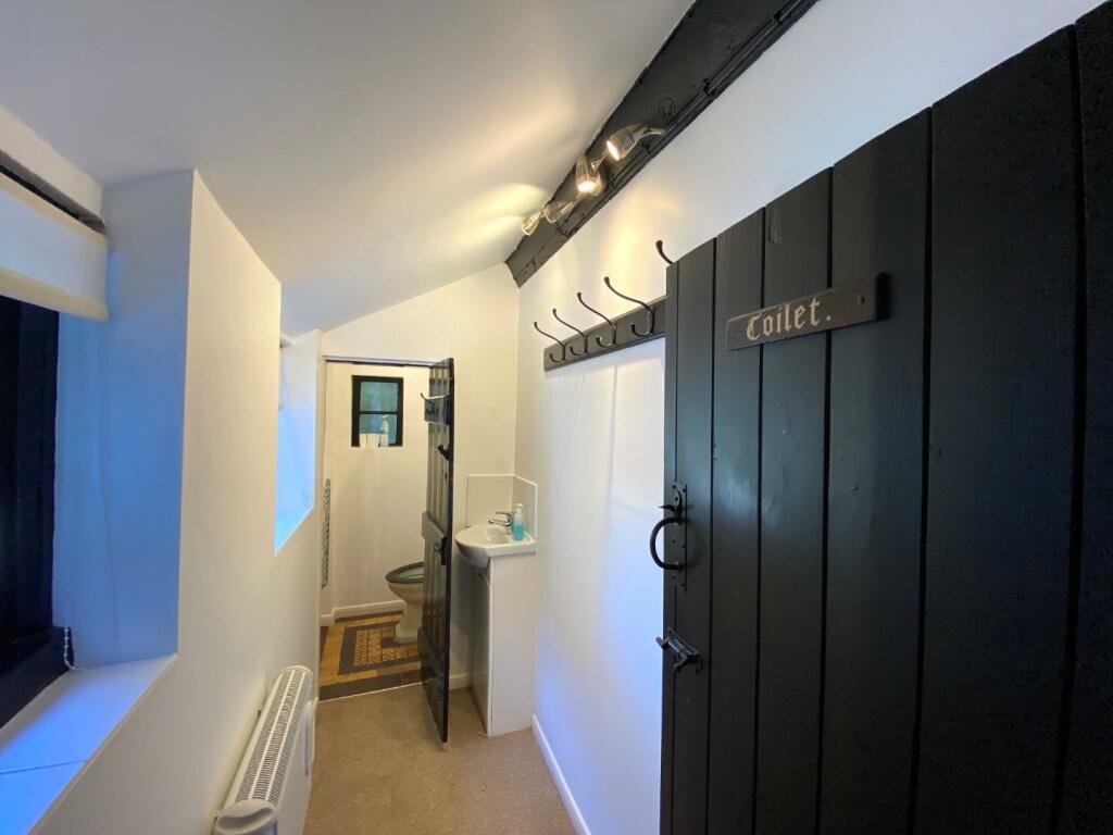 causeway downstairs WC.jpg