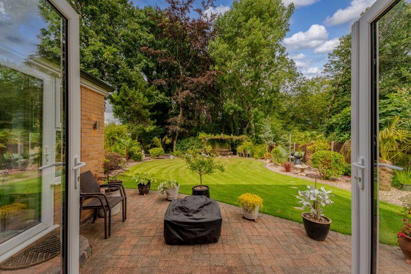 Dining Room (French Doors to Garden)