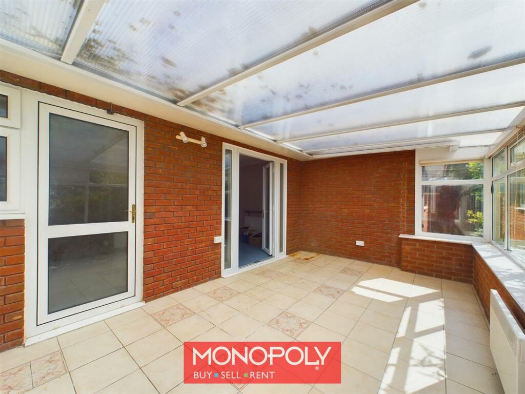 Conservatory Off Second Lounge