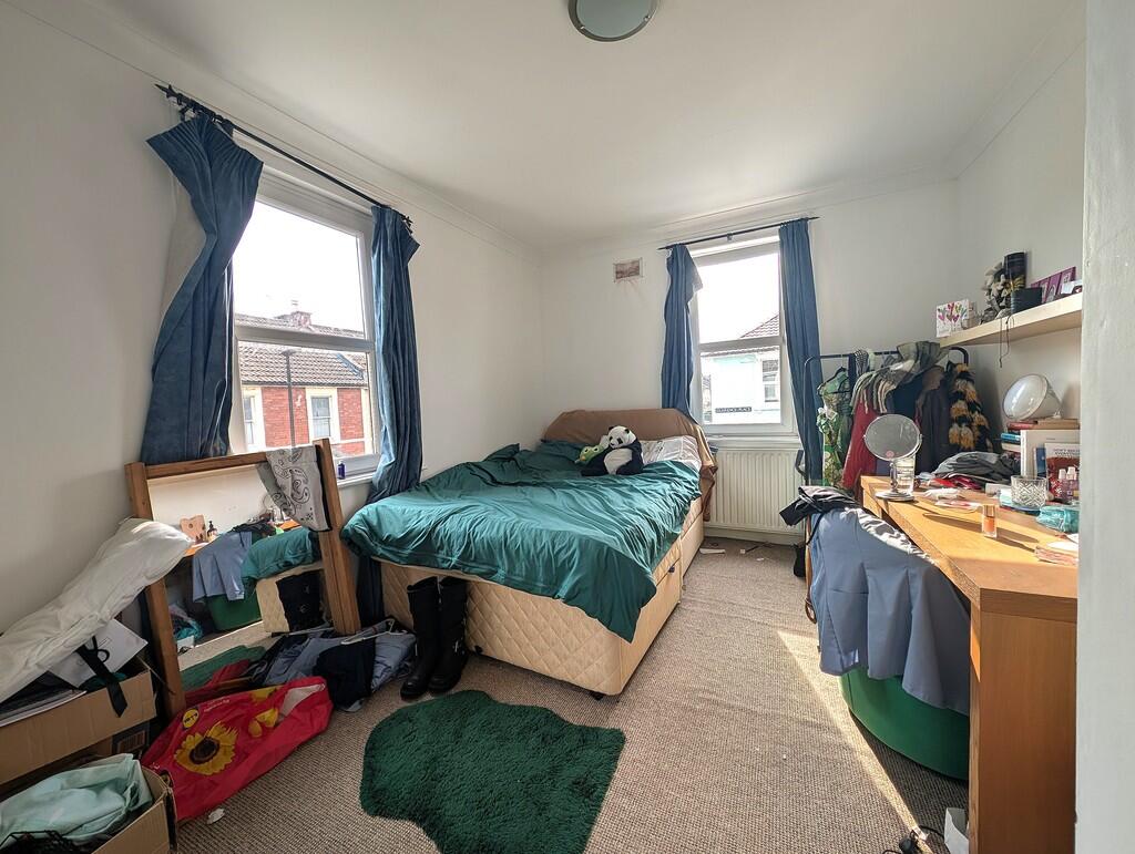 Bedroom 1 ii