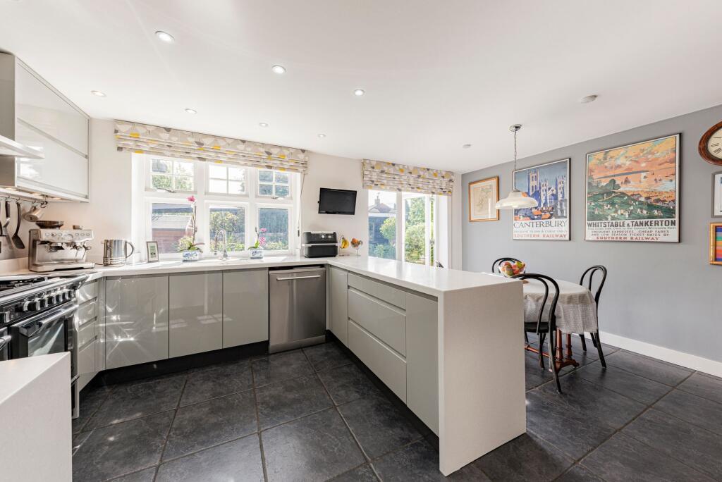 Kitchen Dining Room (1)