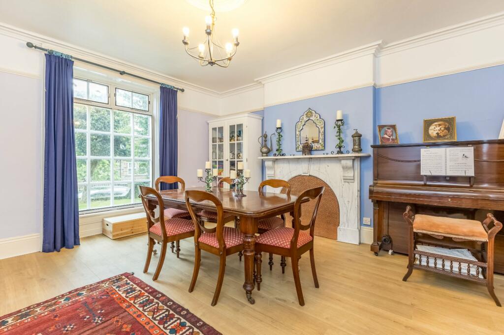 Living / Dining Room