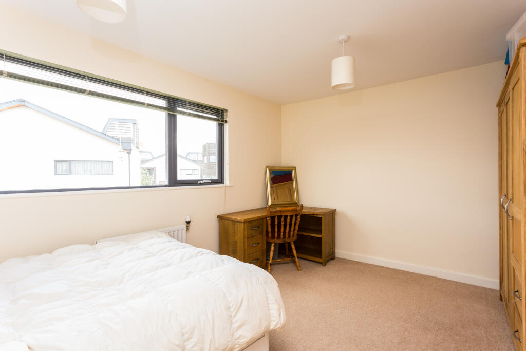 8 Crowley Mews-13.jp