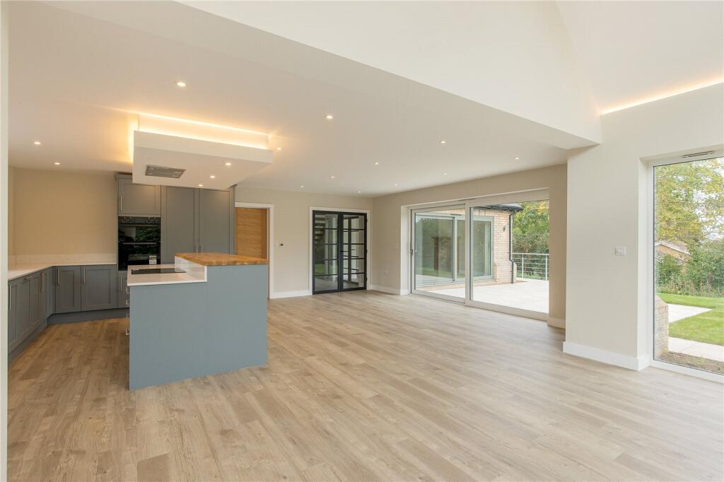 Kitchen/Dining
