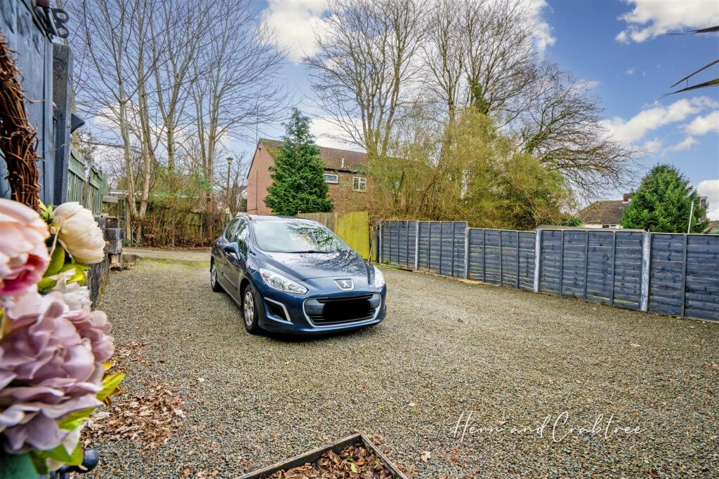 Whitesands, Llanishen, HernCrabtree (7).jpg