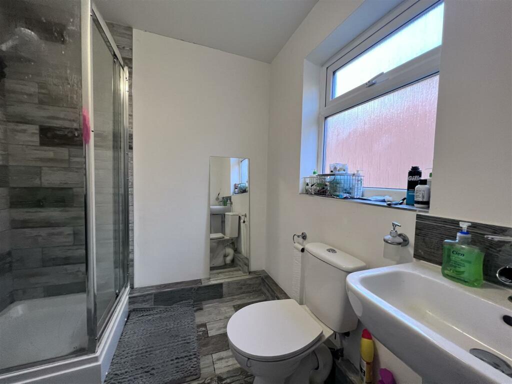 Bathroom-Downstairs