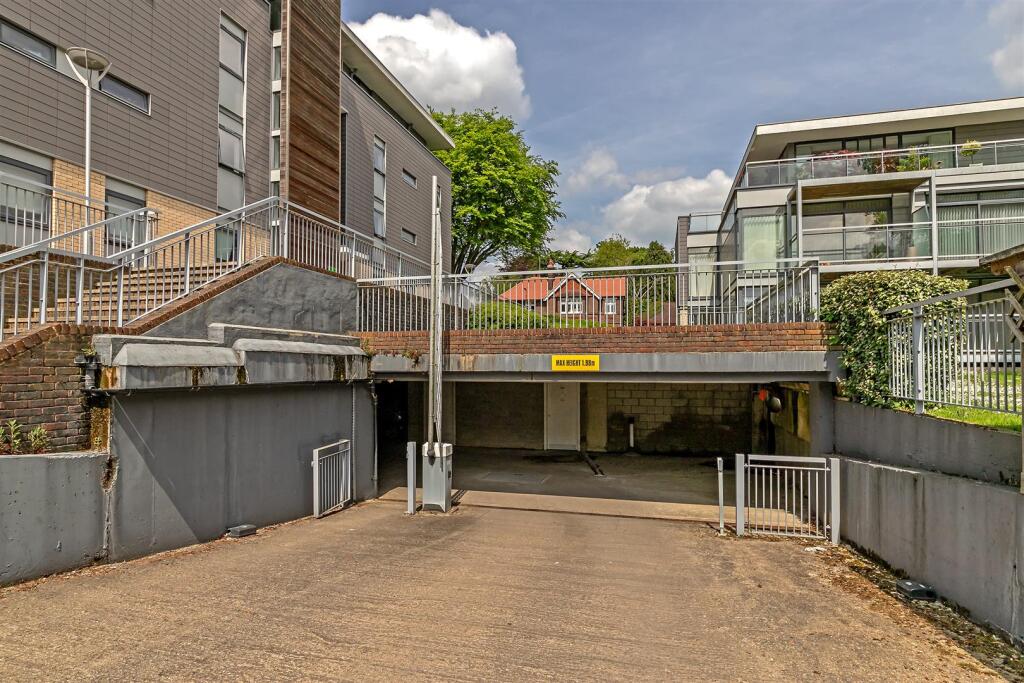 2MartinCourt-22.jpg