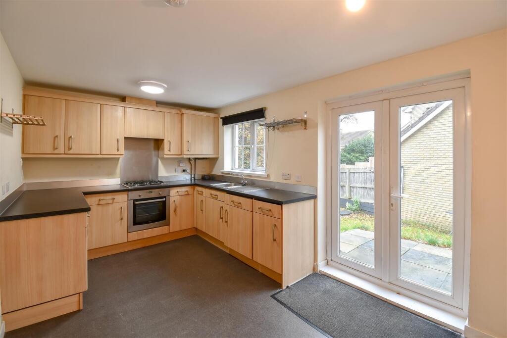 Kitchen/Dining