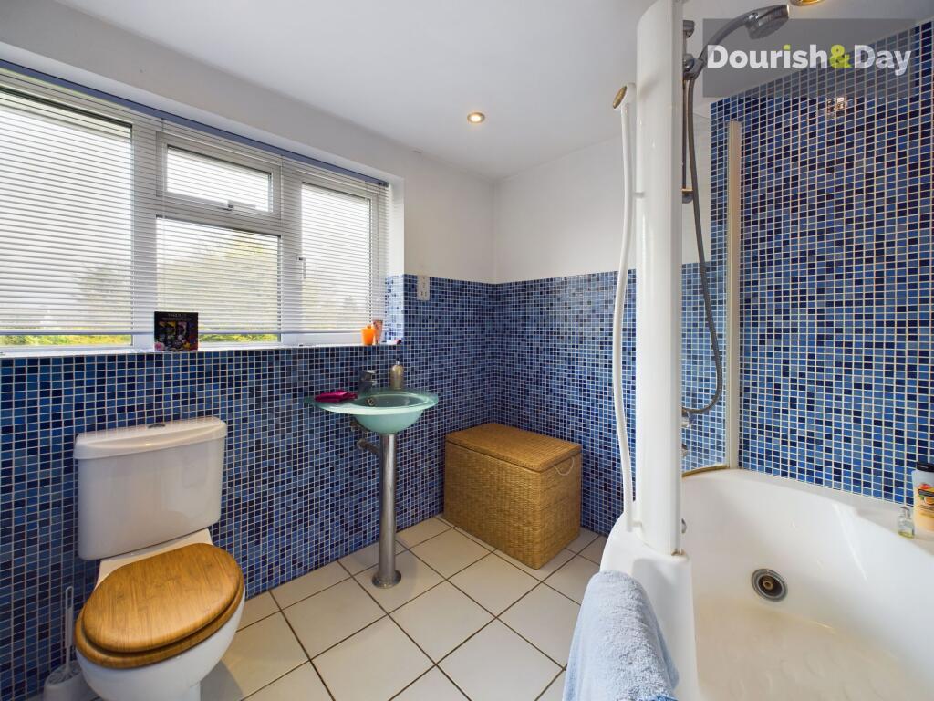 Bedroom One Ensuite 