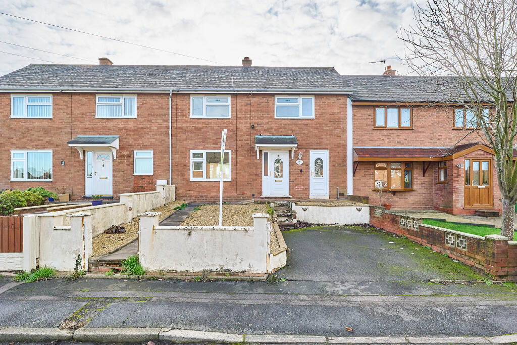 2 Woodland Drive, Cheslyn Hay, Cannock, Staffordshire WS6 7EW