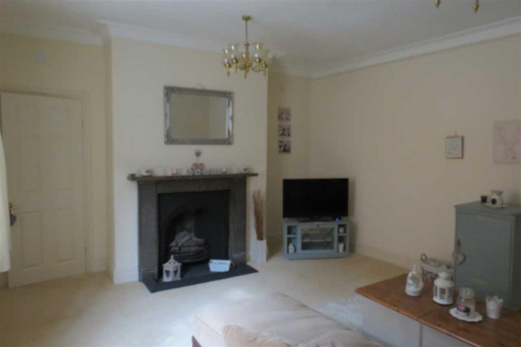 Lounge:
