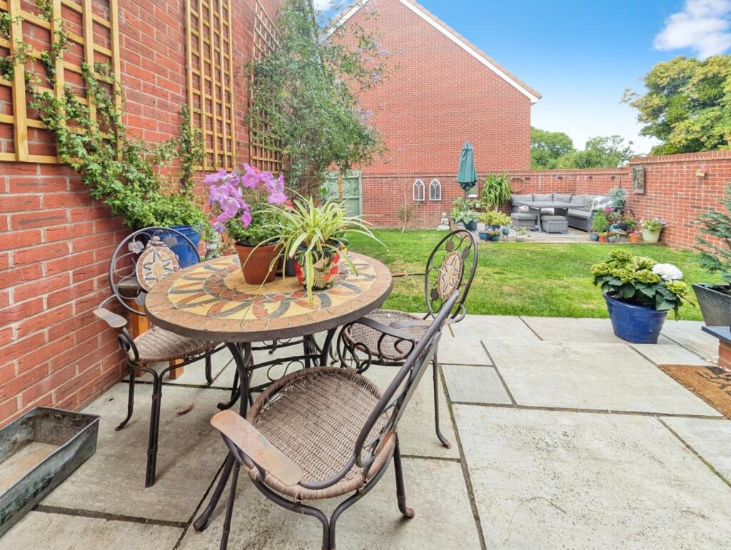 pbox-garden-326460.jpg