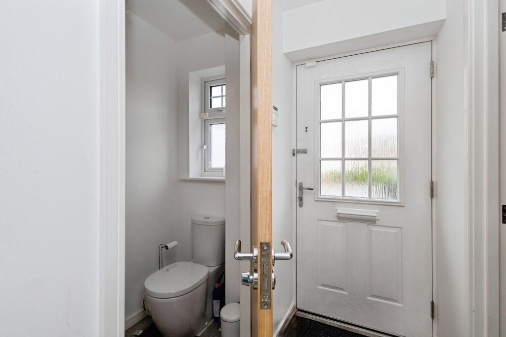 Downstairs wc