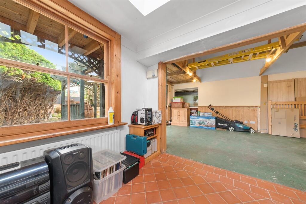 119 Noahs Ark 33.jpg