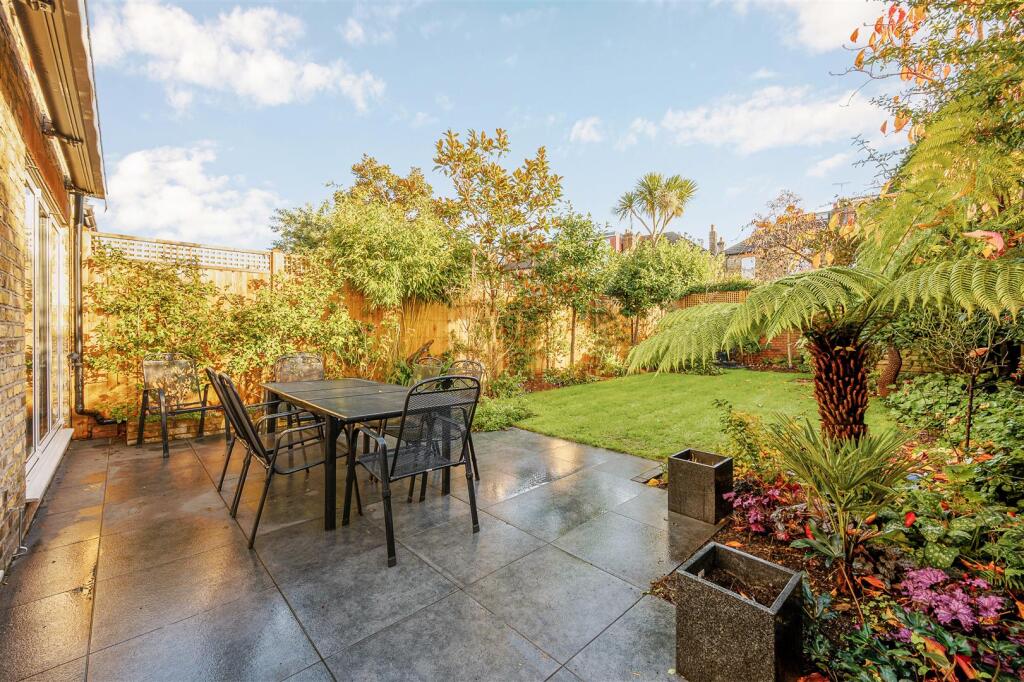 36 Loveday Road-8.jpg