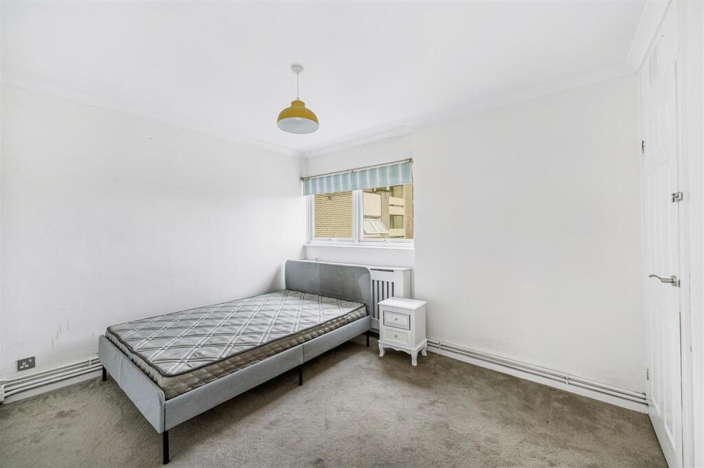 50 Bloomsbury Close-9.jpg