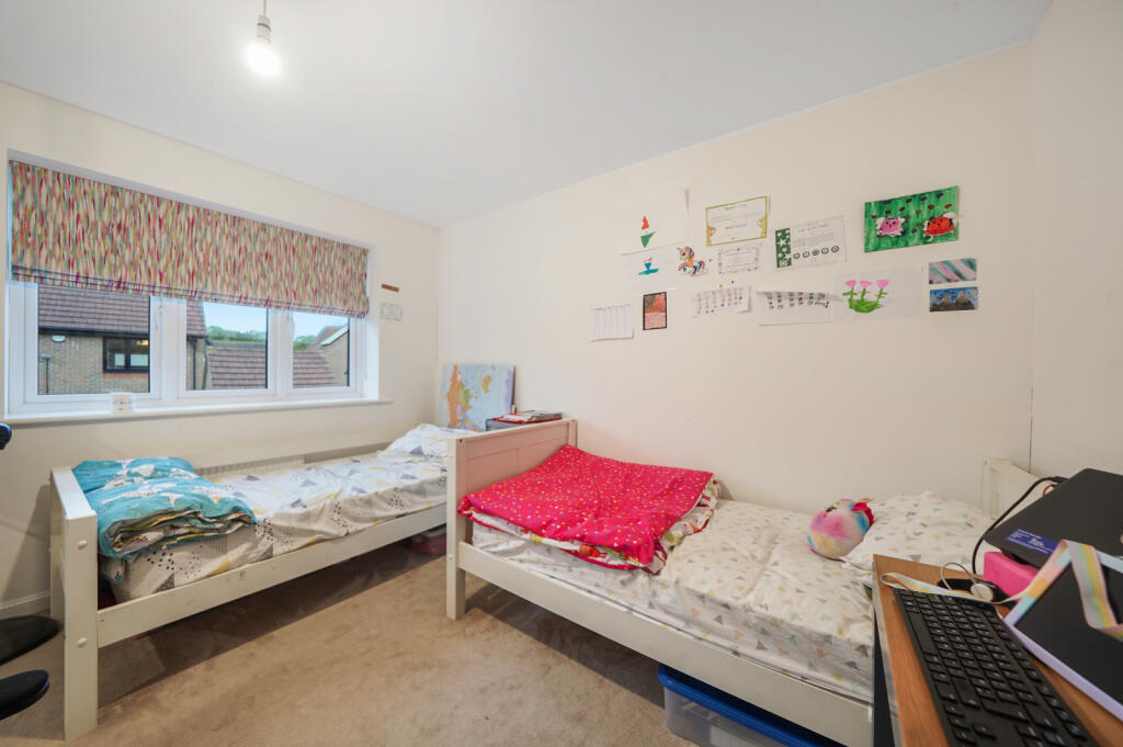 2nd double bedroom 2