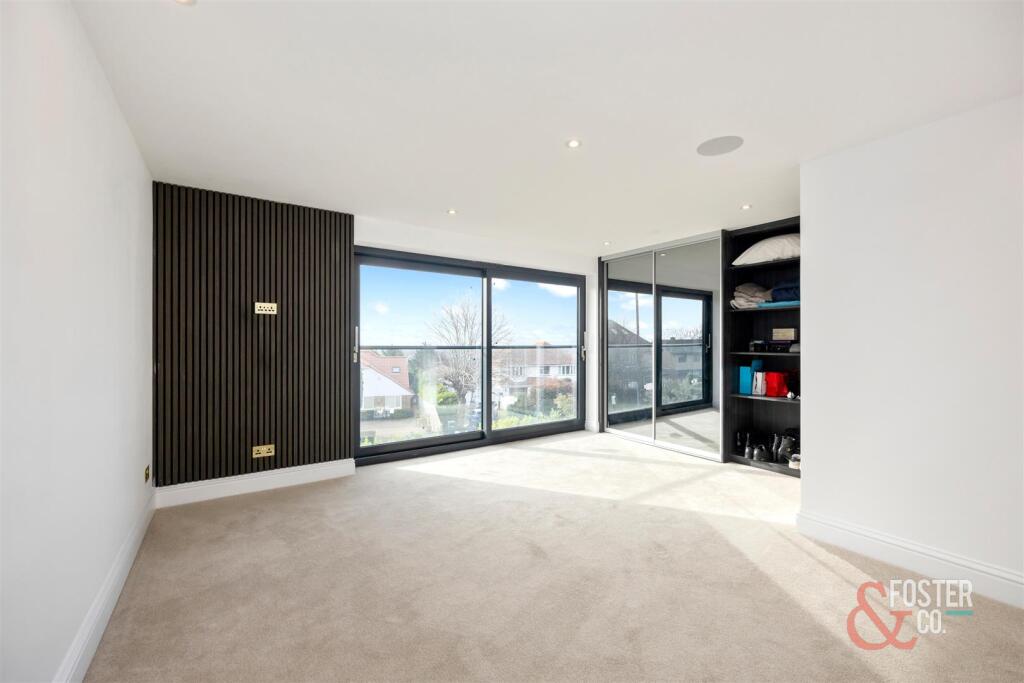 Meadow Close, 7-014.jpg