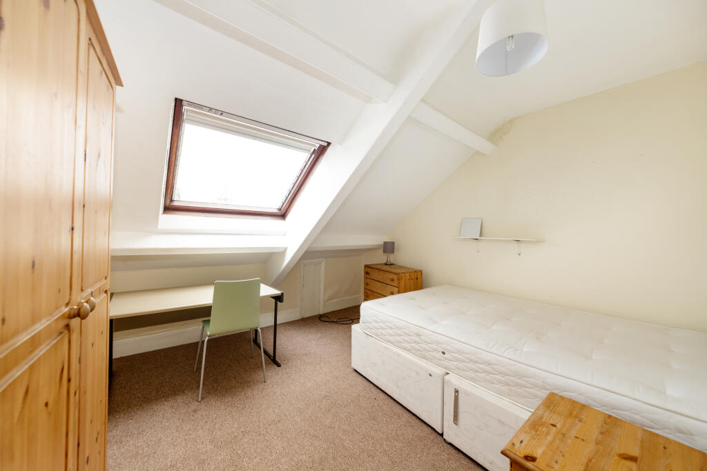 64 queens road upper