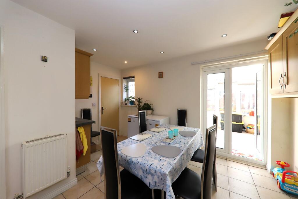 Breakfast Room