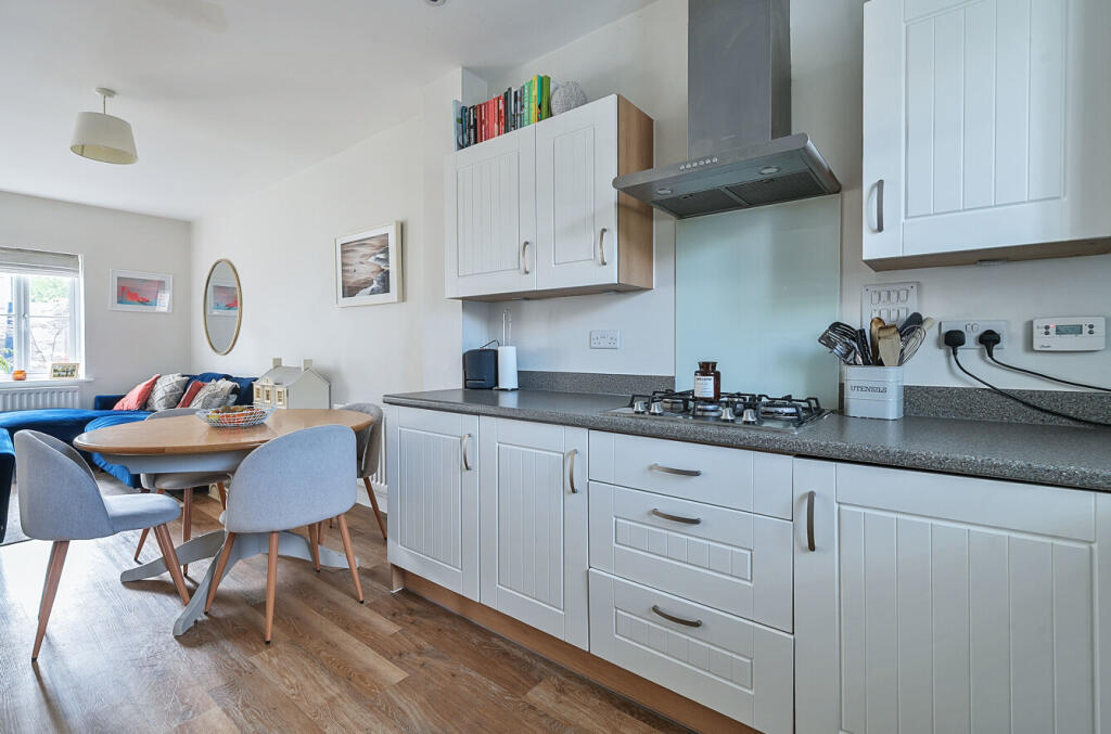 17-681c77ee9a676-...