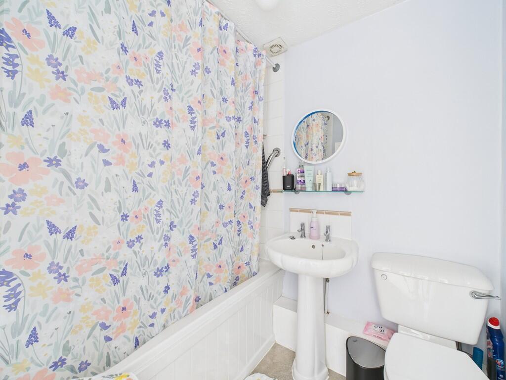 CAM02089G0-PR0489...