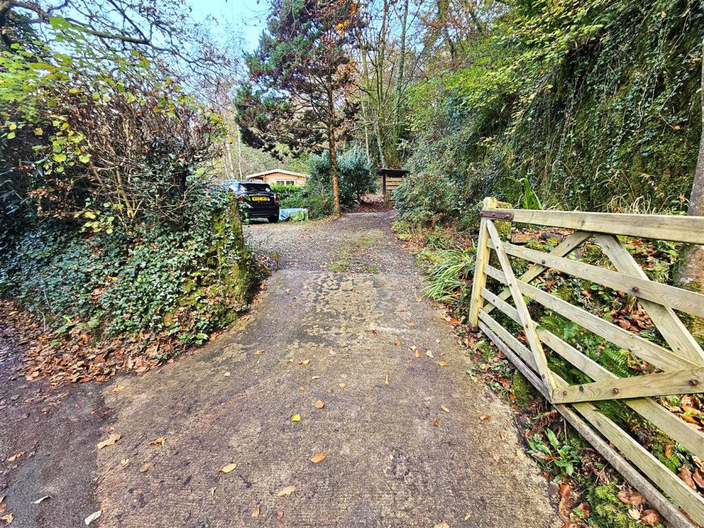 Drive entrance.jpg