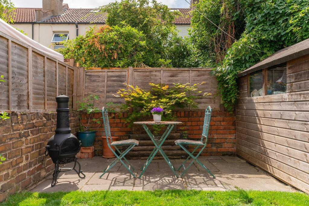 2H0RSW - External G.jpg