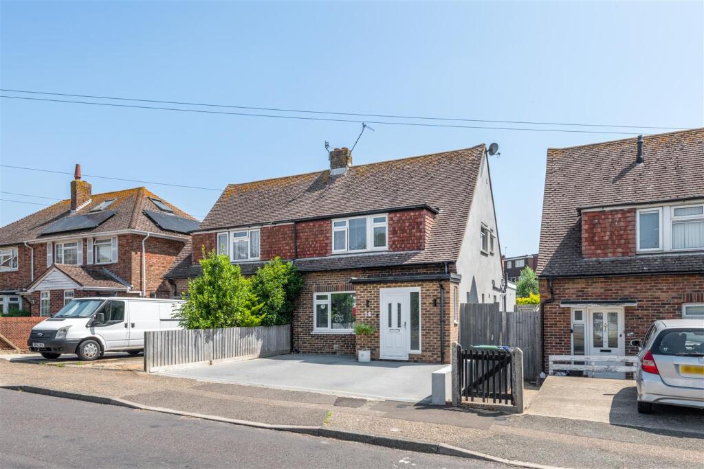 14 Upper Kingston Lane-1.jpg