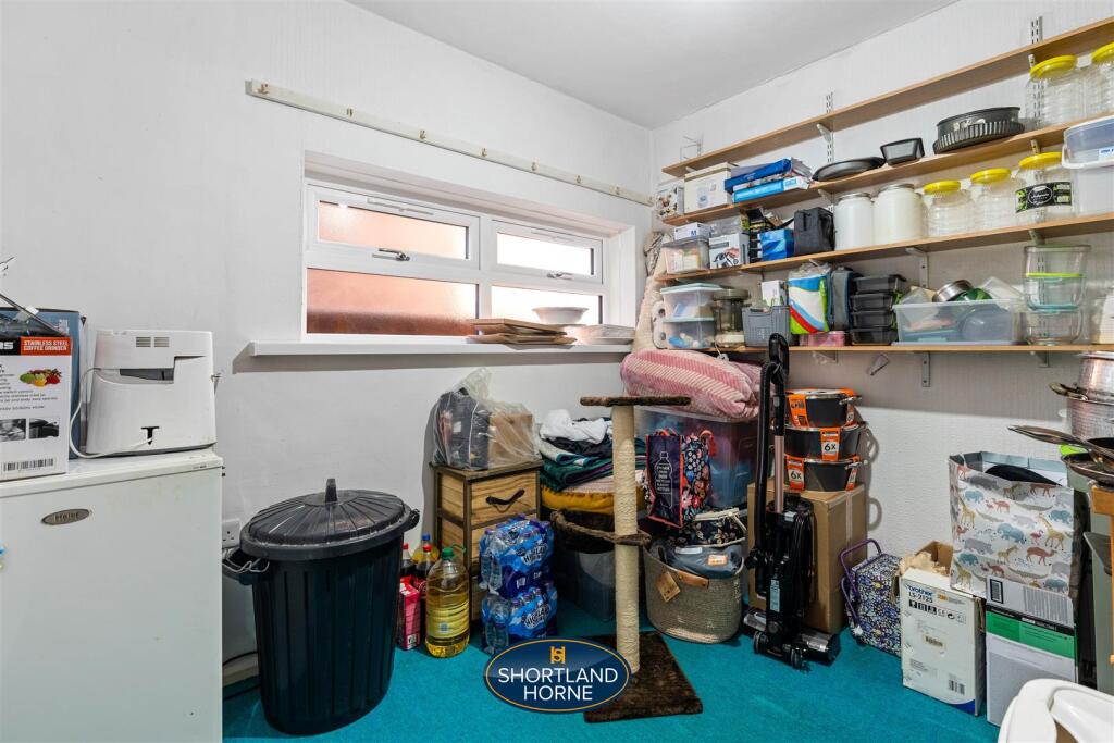 51 Magyar Crescent, Nuneaton WM (23 of 38).jpg