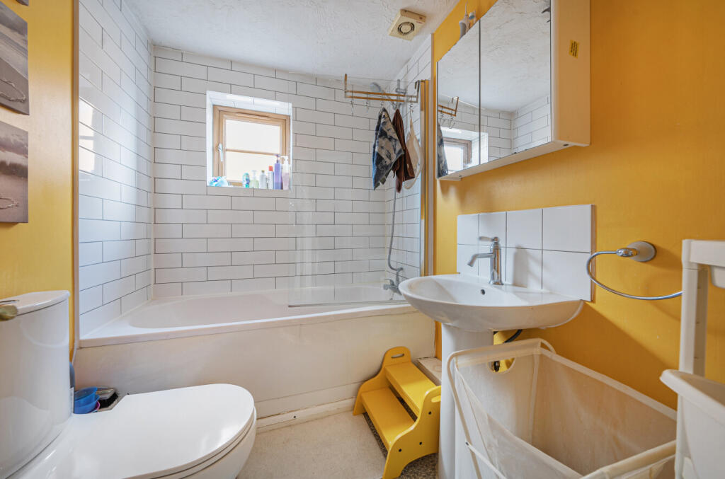 1386263-15-692f12...